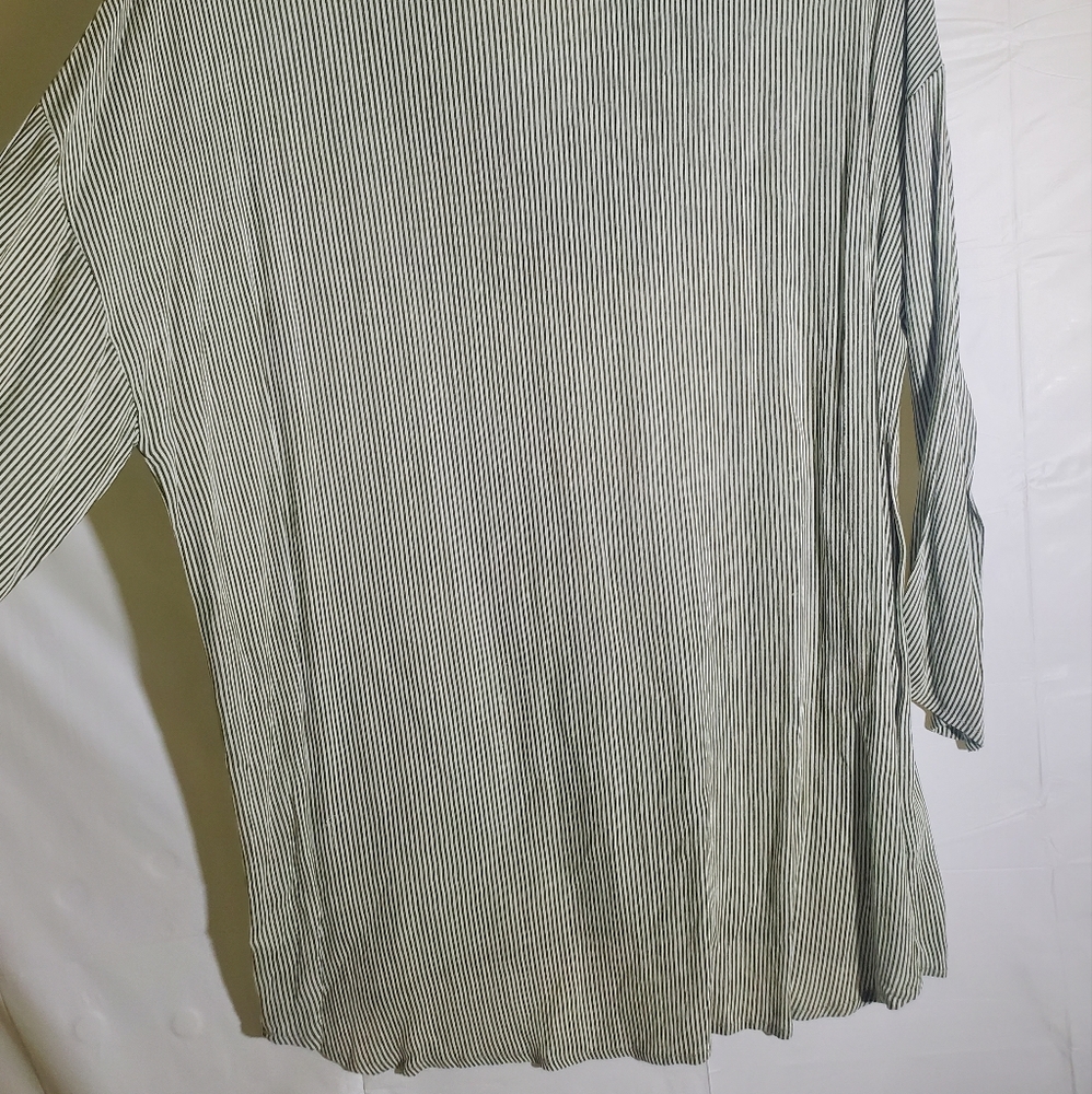 Tunic Blouse Large NEW - Picture 8 of 8